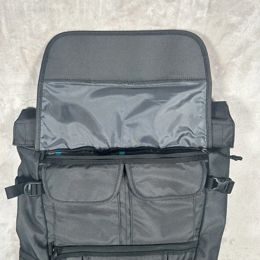 Thule Covert DSLR Rolltop Backpack Dark Shadow/Black 32L Mirrorless Macbook